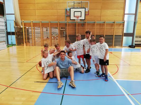 KK Radenska Creativ Sobota organizirala 28. poletno košarkarsko šolo