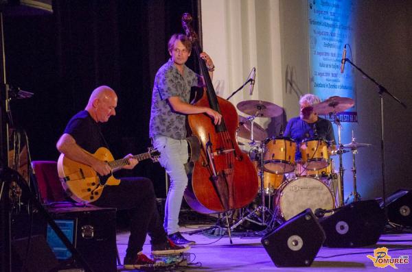 FOTO: Ob nastopu džeZZve v Lendavi odmevali ritmi jazza