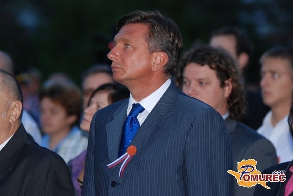 Vlada Boruta Pahorja dobila nezaupnico