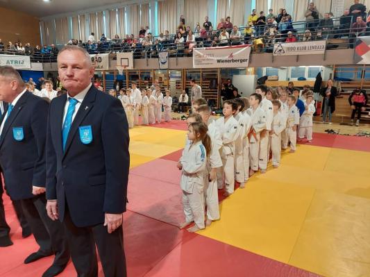 FOTO: Pomurski judoisti uspešni na 10. Miklavževem turnirju 
