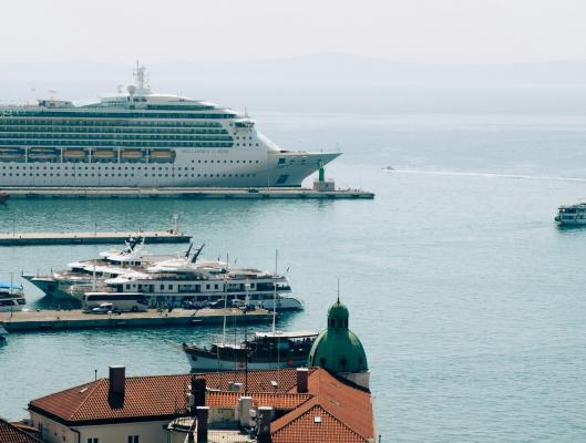 Na Hrvaškem v desetih mesecih s tujimi ladjami milijon turistov