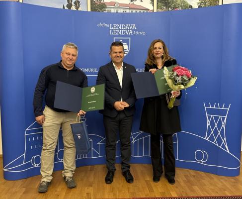 FOTO: Rešila sta življenje, župan jima je podelil priznanje za izjemen pogum