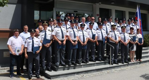 FOTO: Ob dnevu policije v Murski Soboti podelili številna priznanja, kdo jih je prejel?
