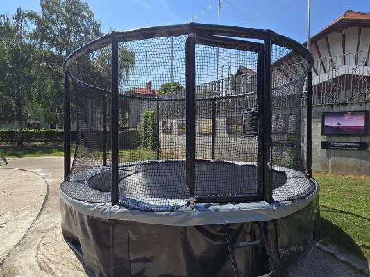 Že tretja prenova v dobrem letu, trampolin znova poškodovan zaradi vandalizma