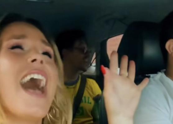 VIDEO: Nika Zorjan zapela kar taksistu