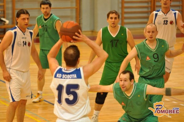 FOTO: Murskosoboški košarkarji prepričljivo premagali Ljutomerčane
