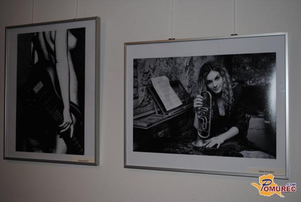 Fotografska razstava »Črno bela glasba« v Lendavi