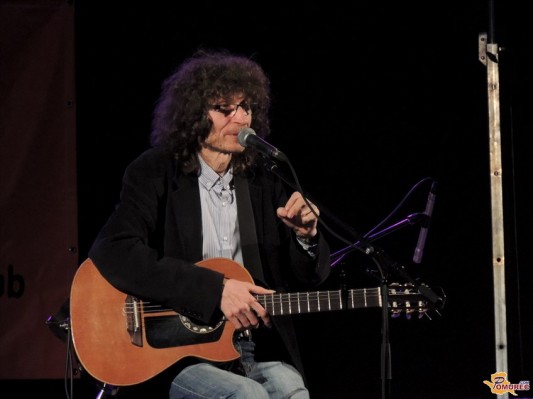 FOTO in VIDEO: Na dobrodelnem koncertu z Adijem Smolarjem zbrali 1378 evrov