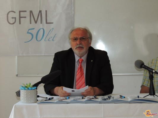 Kustec: »Slovesnosti in kipcev ne financiramo iz javnih sredstev«