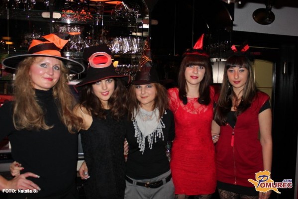 FOTO: Čarovnice pri Gradu rajale tudi letos