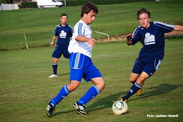 POM-NOGOMET: Čarda z zmago na 2. mesto, Beltinci premagali Ljutomer, Roma pa Tišino