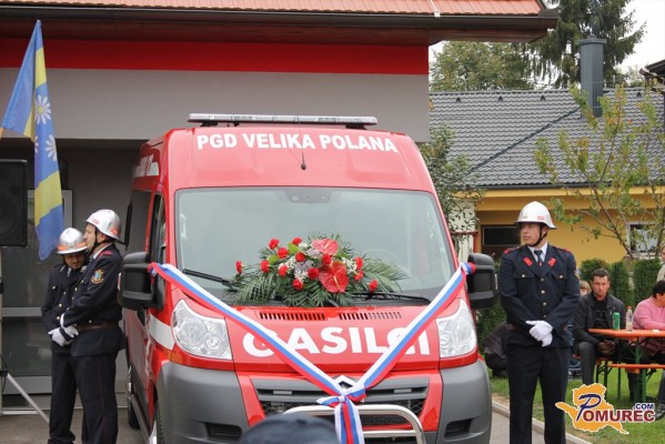 FOTO: Gasilci Velike Polane blagoslovili novo vozilo