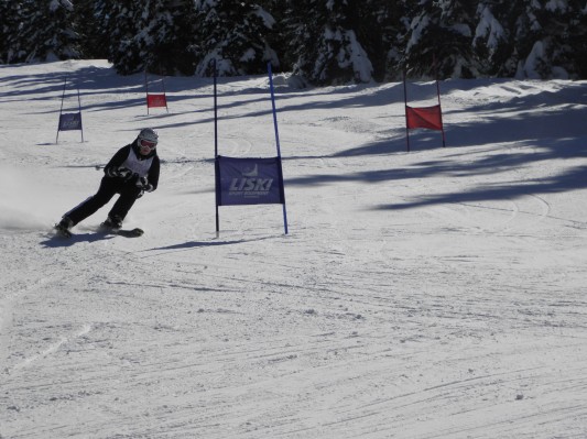 FOTO: Urška Juteršnik in Primož Obal pomurska prvaka v veleslalomu