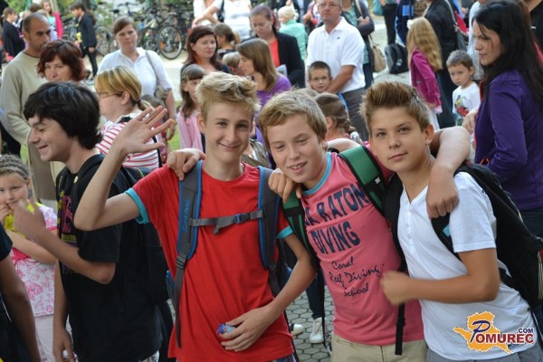FOTO: V Murski Soboti smo pospreminili osnovnošolce v šolo in najmlajše v vrtec