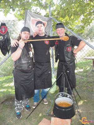 FOTO: Najboljše vampe na Kapci skuhala ekipa Korošak