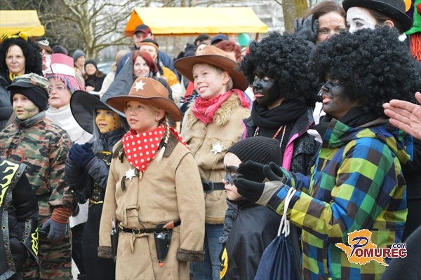 FOTO: Plesno pustovanje v Moravskih Toplicah