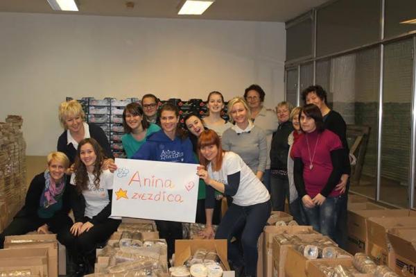 Anina zvezdica obdarila 191 družin v Pomurju