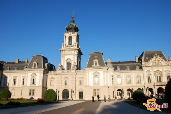 Keszthely – »prestolnica« Balatona, ki očara s svojo arhitekturo