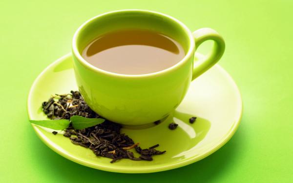 Proti spomladanskim obolenjem z zdravilnimi čaji