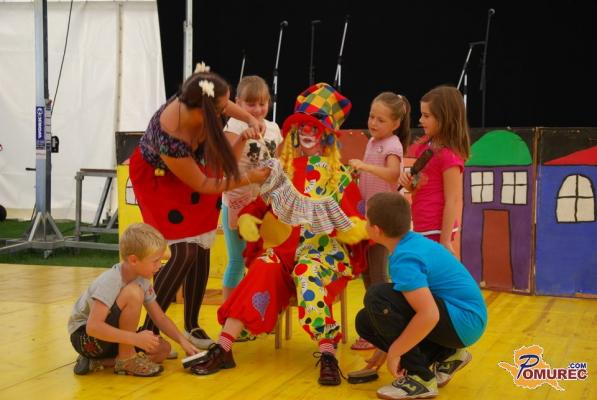 FOTO: Jenamena petek v znamenju otroškega živ žava in nogometa