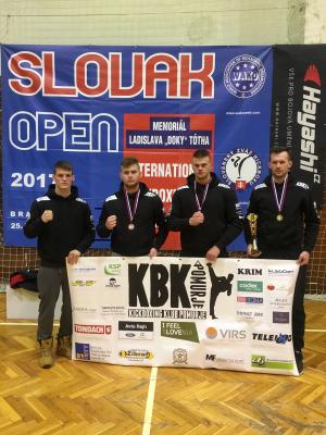Pomurski kickbokserji izvrstni v mednarodni konkurenci na Slovaškem