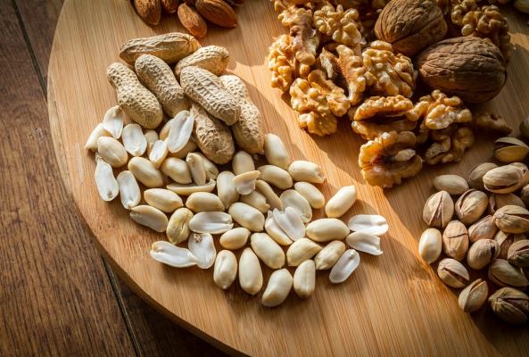 Alergije na arašide in oreške vse bolj pogoste
