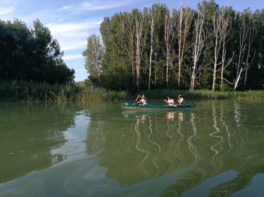 Mednarodna ekipa strokovnjakov trajnostno potuje od izvira do delte Donave 