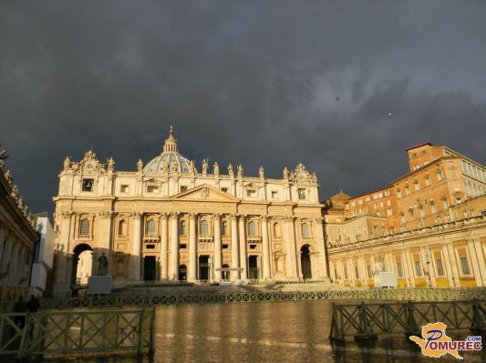 Vatikan - mogočen kljub svoji majhnosti