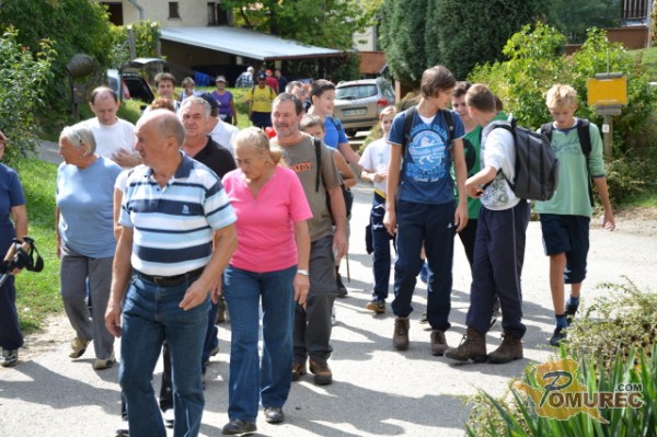 FOTO: Pohod po poteh kulturne dediščine v Bogojini