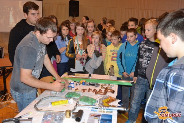 FOTO: Tržnica poklicev in srednjih šol na ljutomerski osnovni šoli