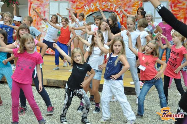 FOTO: Zaključek Veselih angleških počitnic v RIS Dvorec Rakičan