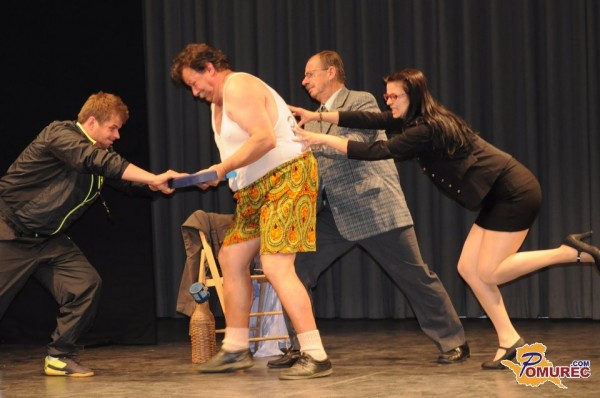 FOTO: Večer skečev v Svetem Juriju