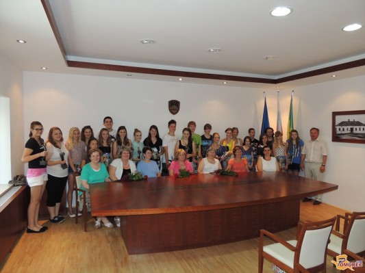 FOTO: Župan Občine Križevci sprejel uspešne osnovnošolce