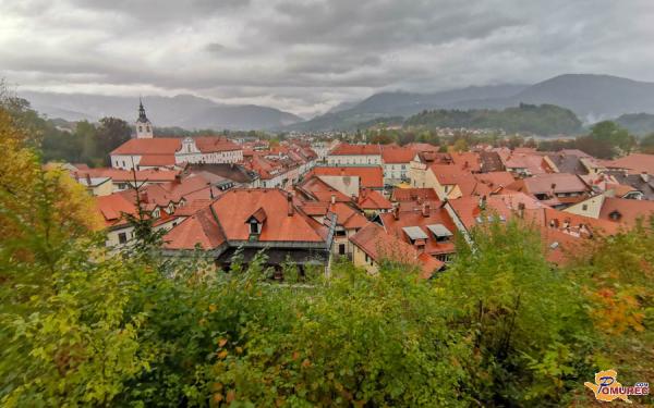 FOTO: To je eno najlepših srednjeveških mest v Sloveniji