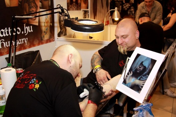 FOTO: Na mednarodni konvenciji v Budimpešti nagrajen tudi Dejan Marič