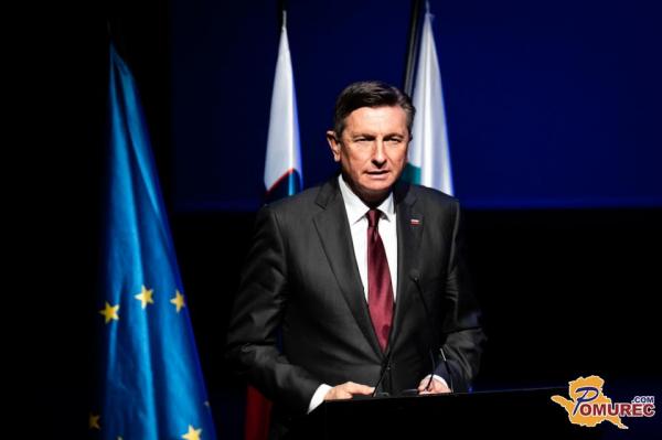  Pahor podpisal odlok o razpisu rednih državnozborskih volitev
