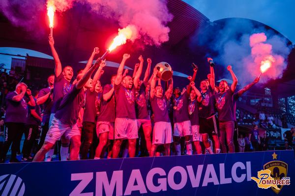 FOTO: Maribor premagal Muro in osvojil naslov državnega prvaka