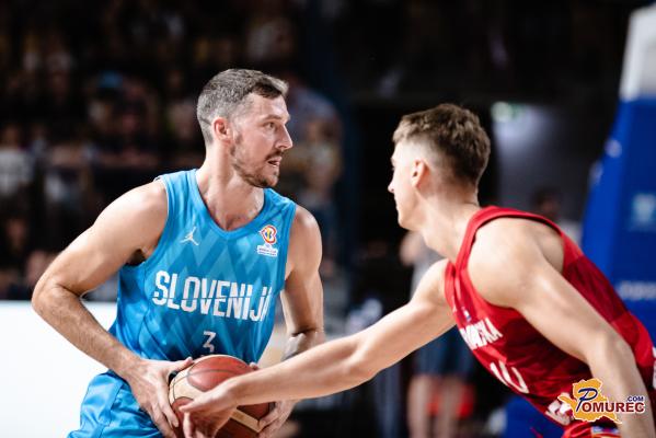 FOTO: Slovenski košarkarji premagali Hrvate