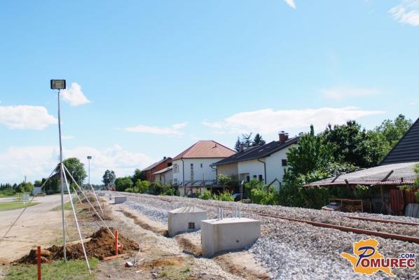 FOTO: Čez dve leti bodo po Pomurju lahko vozili električni vlaki s hitrostjo do 160 km/h 