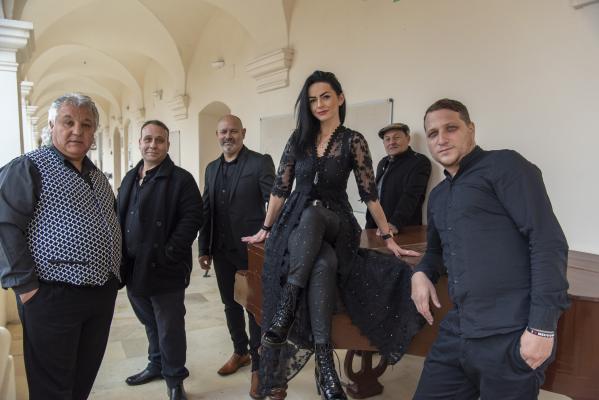 VIDEO: Romano Glauso s Sašo Debeljak predstavljajo novo skladbo »Nikoli moja ni bila«