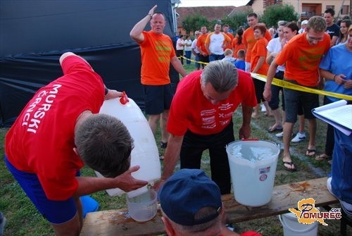 FOTO: Sodišinci slavili na vaških igrah v Murskih Črncih