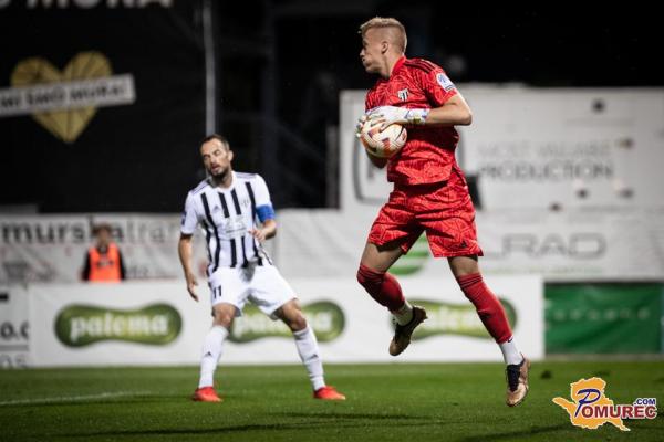 Kek v reprezentanco vpoklical igralca Mure in Prekmurca