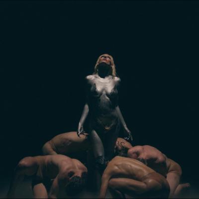 VIDEO: Raiven predstavila evrovizijsko skladbo Veronika