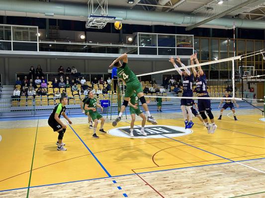 FOTO: Aktualni državni prvaki premagali soboške odbojkarje