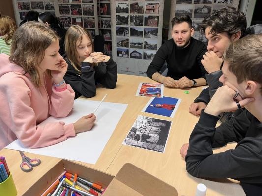 Mladi v boju proti diskriminaciji prihajajo v Rakičan