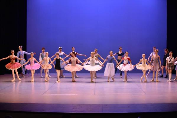 FOTO: V Lendavi potekalo tridnevno tekmovanje mladih baletnih plesalcev