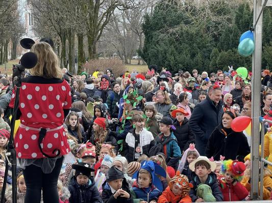 FOTO: Številne pustne maske na povorki v Murski Soboti