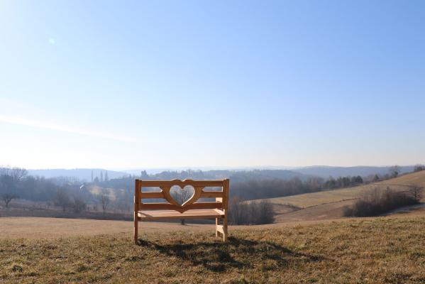 Obiščite Klopci ljubezni na Goričkem