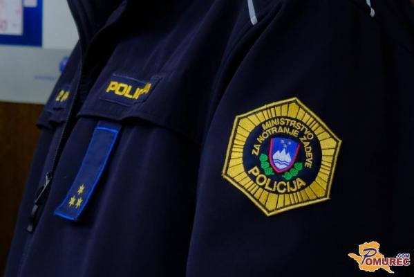 Obravnavali padec motorista, grožnjo in nasilje v družini