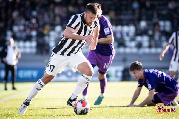 FOTO: Prekmursko – štajerski derbi zaradi navijaških izgredov odpovedan